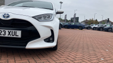 Toyota Yaris 1.5 Hybrid Design 5dr CVT Hybrid Hatchback